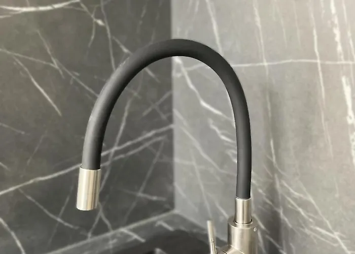 Airport-bus - 13 North - 2 * Tallinn